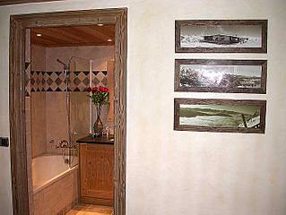 Quality bathroom in the Grange apartment, Meribel Village