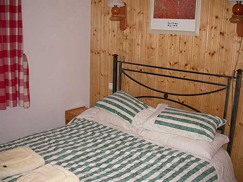 Master bedroom of self catered rental apartment Portail, Hameau de Chaudanne, Meribel