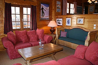 Lounge area of self catered rental accommodation Chalet Tarine, Meriibel Valley