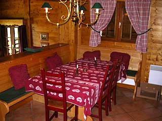 Dining area of self catered rental accommodation Chalet Tarine, Meriibel Valley