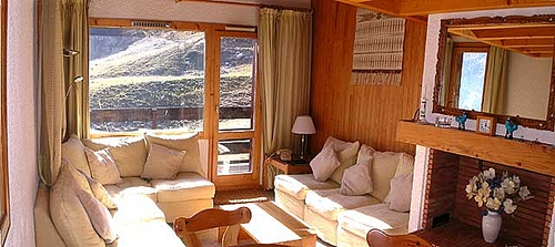 Living area of self catered rental apartment Verdon 22, Meribel Mottaret